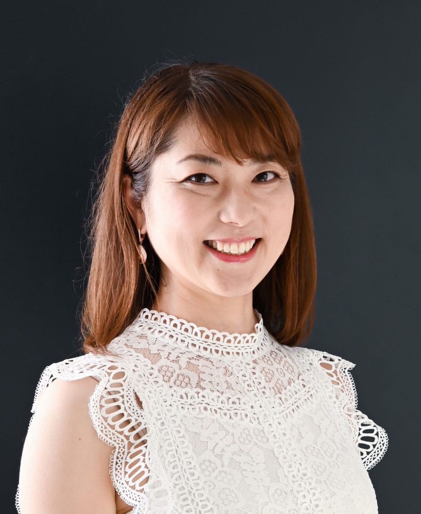 ソプラノ・語り　柳原由香