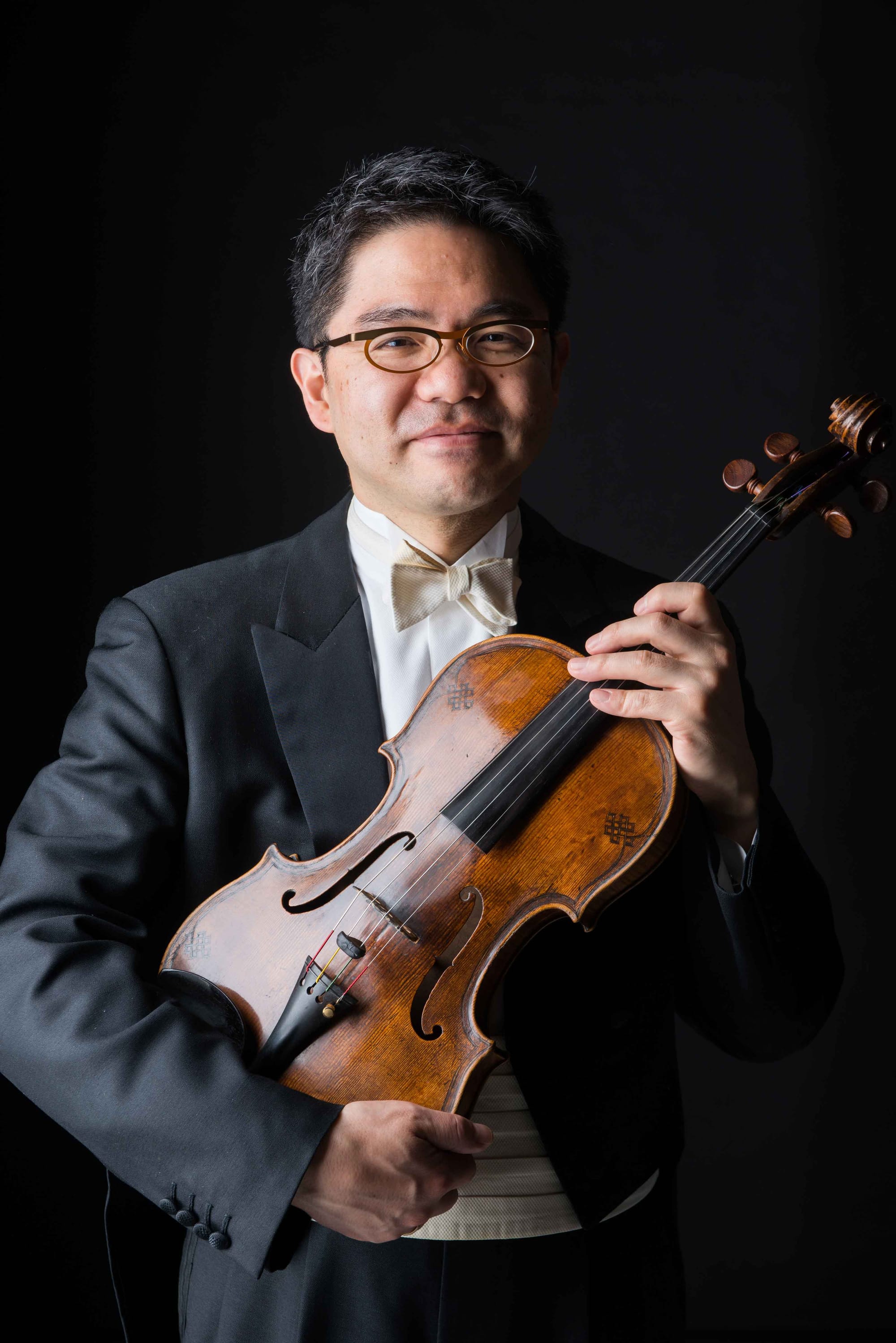 ヴィオラ　佐々木亮